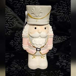 🩷🎄Pink Nutcracker Holiday Ceramic Cookie Jar NWT Airtight seal Tiktok trending